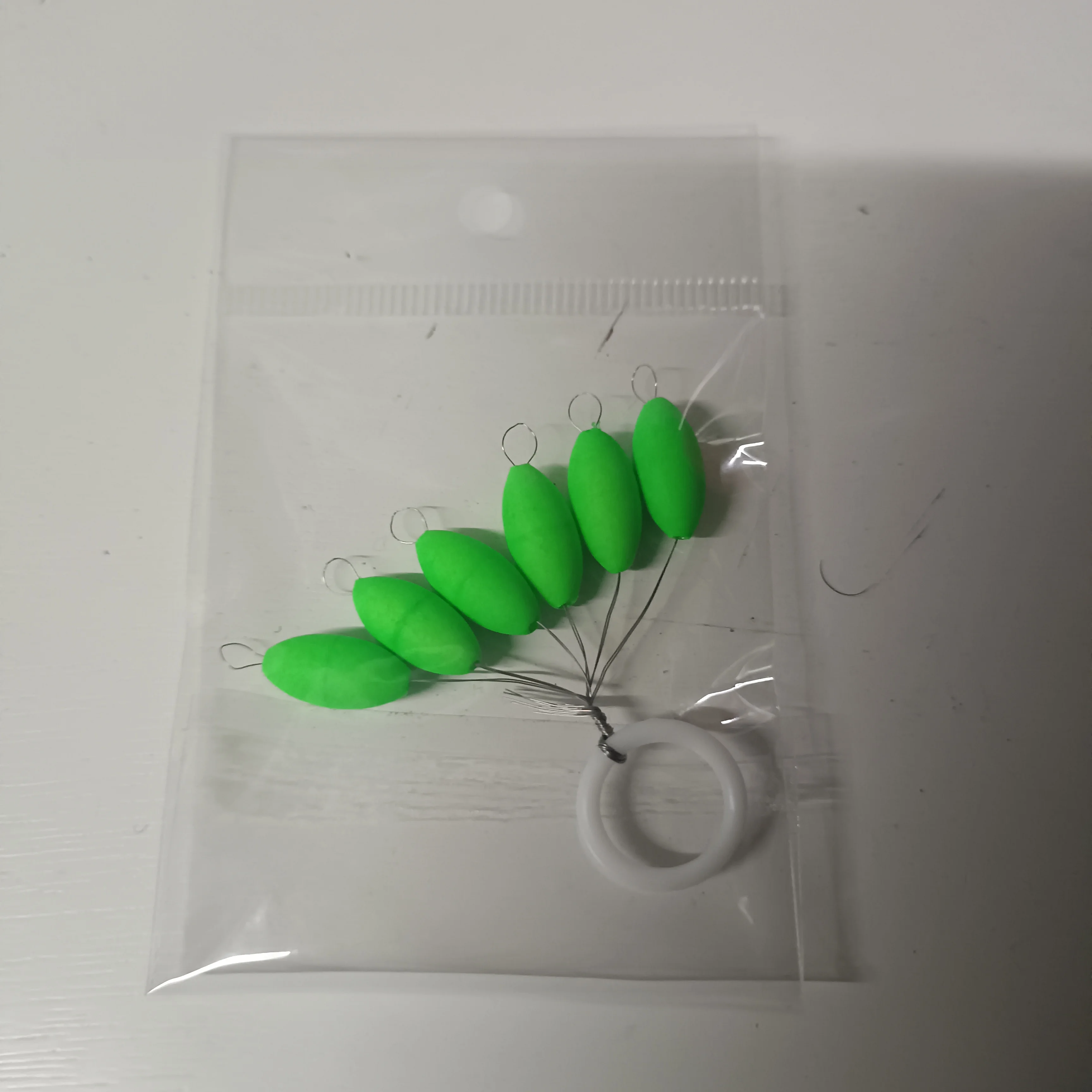 6 Flotantes Cebo del Oriente diferente medidas .Tope de silicona .Surfcasting competicion - imagen 2