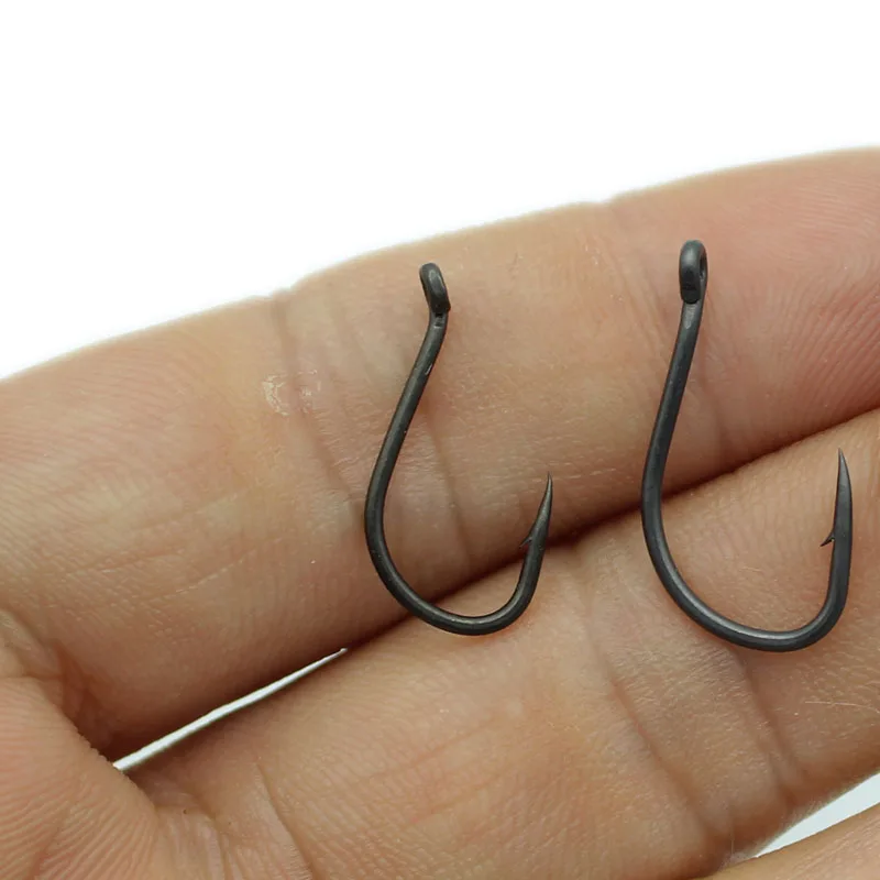 50 Uds. Anzuelo de pesca de carpa con revestimiento de PTFE, anzuelo Chod-Rig Kaptor Choddy de acero al carbono, Micro barrado negro con anzuelo de carpa con ojo volcado - imagen 2