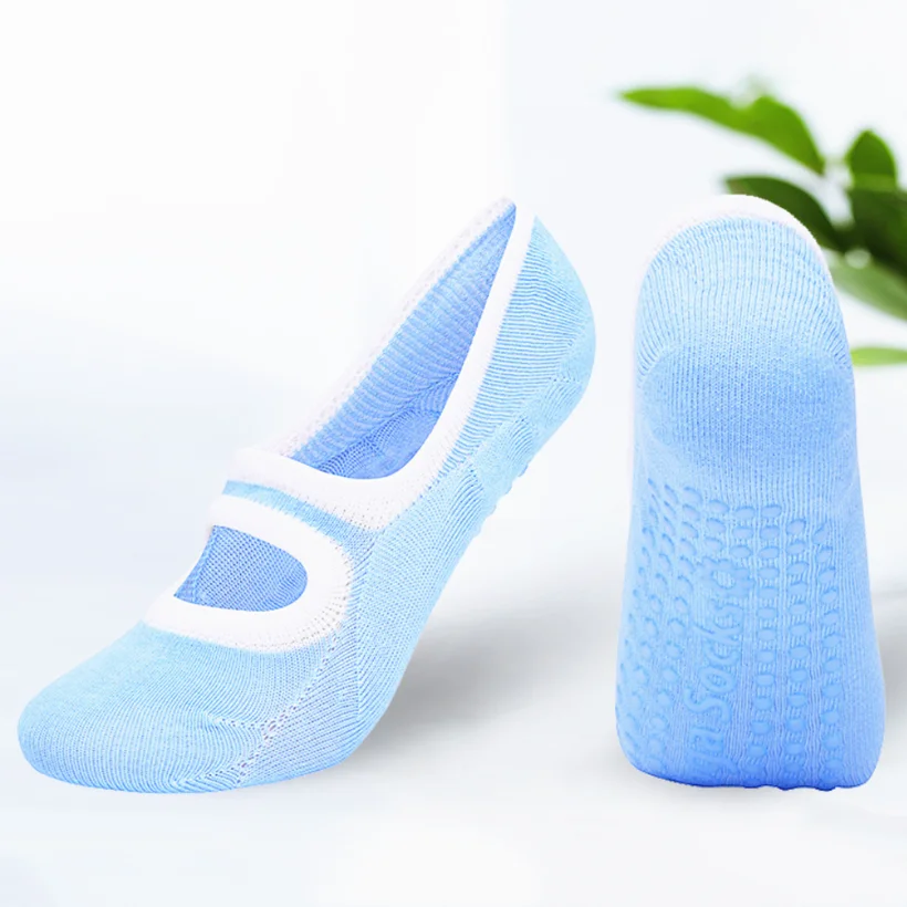 Experimente la comodidad y el estilo con nuestros calcetines azul claro