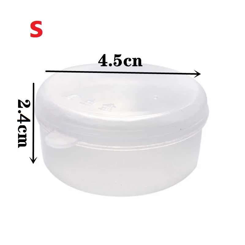 Este contenedor transparente compacto es perfecto para almacenar artículos pequeños de forma segura y conveniente