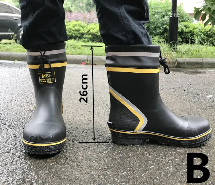 Manténgase elegante y seco con nuestras botas impermeables duraderas