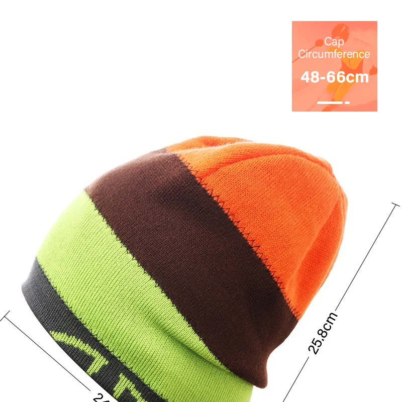 Gorro de punto elegante con verde naranja vibrante y rayas marrones, perfectas para ropa de invierno