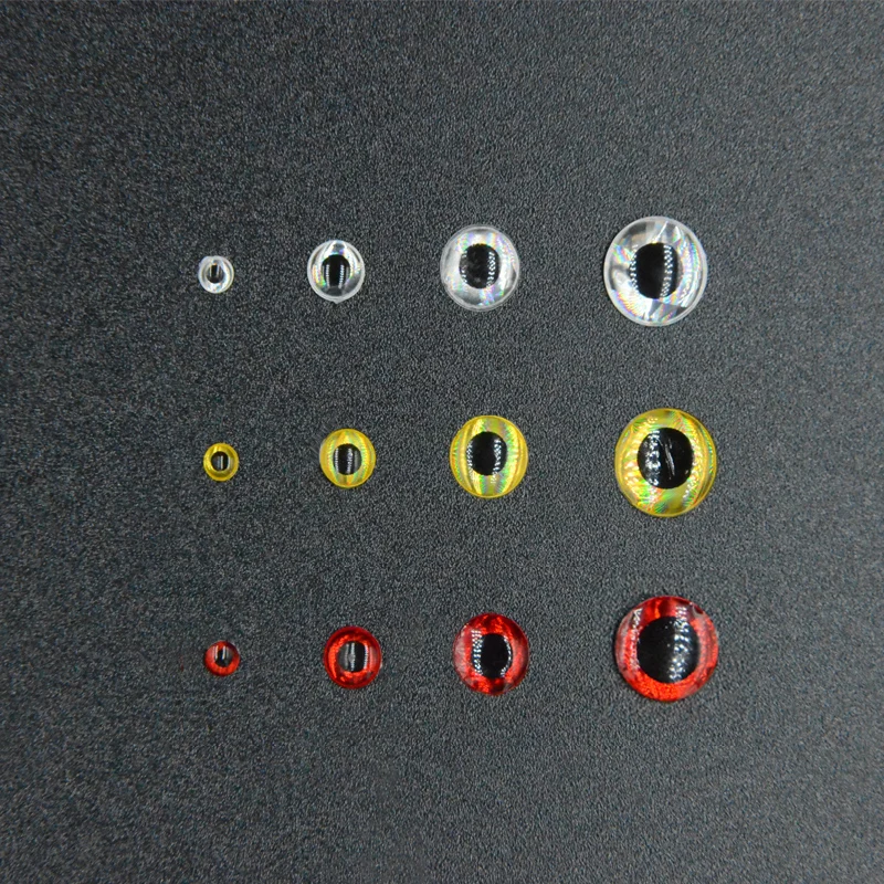 Ojo 3D dorado y plateado