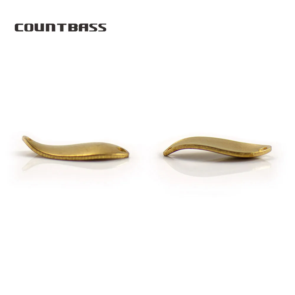 Countbass 50 piezas de latón mini cuchara de pesca en blanco tamaño 3/32 oz, señuelos de pesca de lubina de salmón