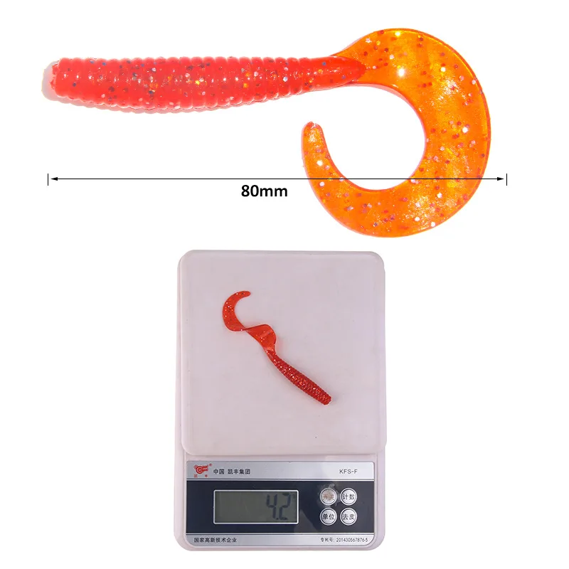 10 Uds cebo suave señuelo de pesca cola Topwater 4,2g/8cm silicona doble Color suave señuelo Artificial perca aparejos de pesca de lubina - imagen 4