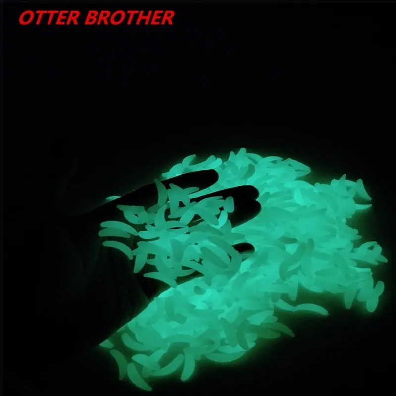 Señuelo de pesca suave de silicona, gusano, olor a pan Artificial, engranaje de gusanos, accesorios brillantes de invierno, 2cm, 0,3g, 20 unidades por lote - imagen 3