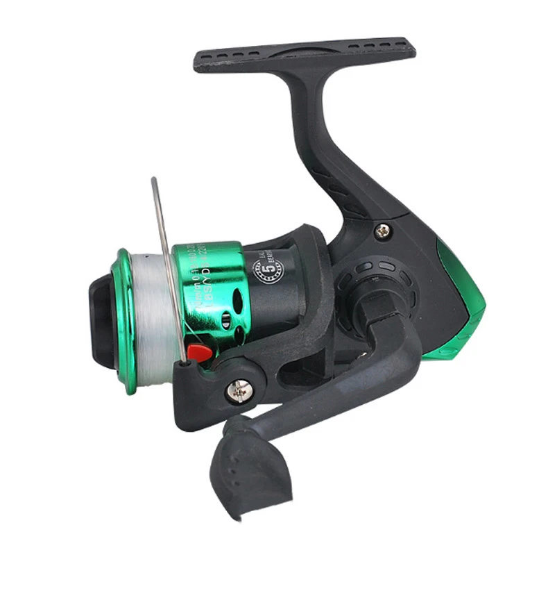 un carrete de pesca compacto diseñado para facilitar el uso y la eficiencia