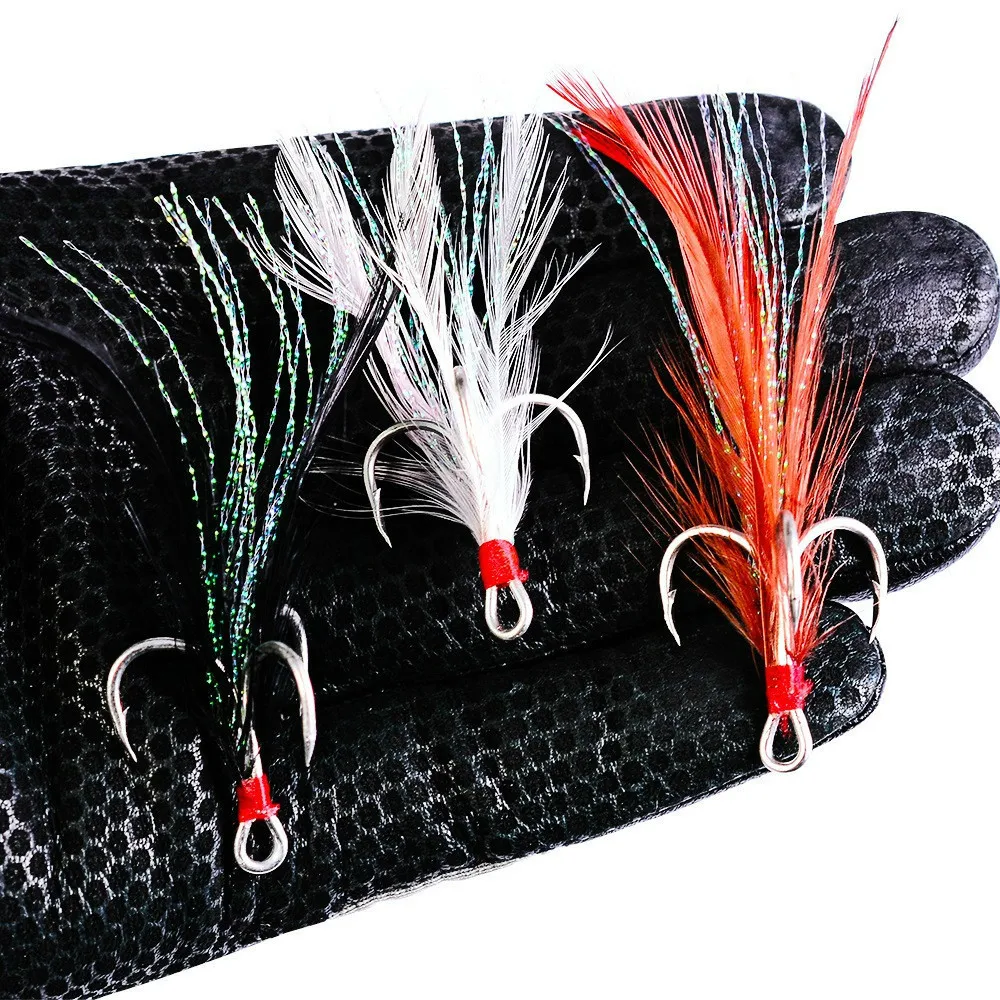 Anzuelos triples de Pesca, 10 unidades, aparejos de plumas, anzuelos de Pesca de acero al carbono más fuertes, accesorios de Pesca con púas - imagen 5