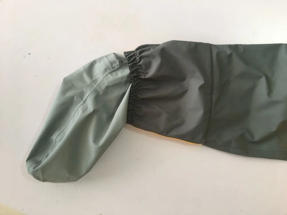 Una manga de tela versátil diseñada para un fácil apego y uso