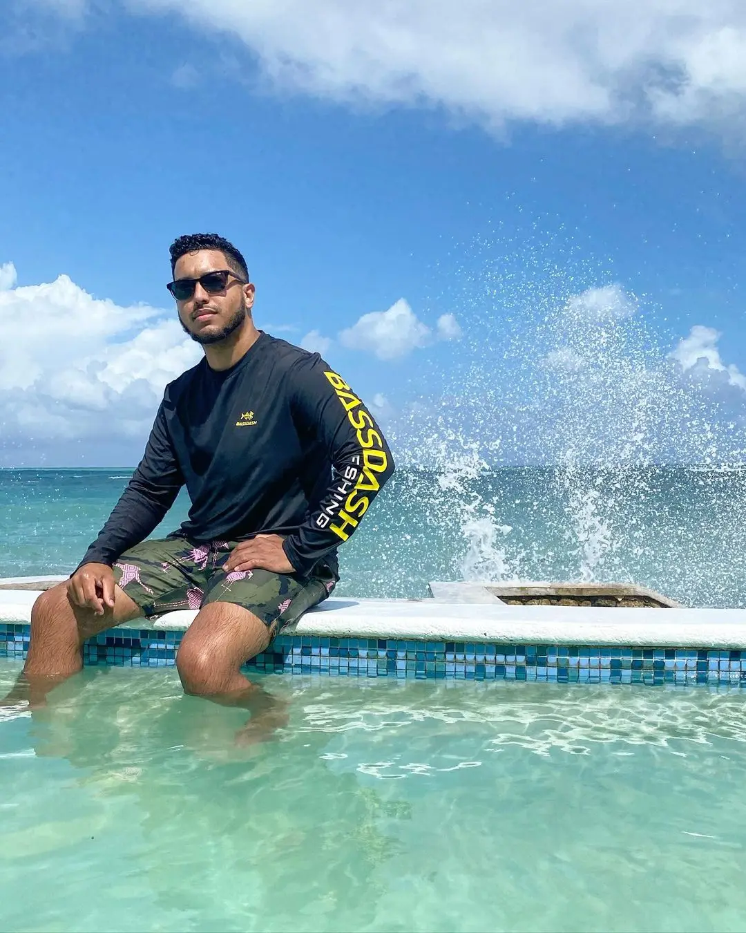 Bassdash Camiseta de manga larga con protección solar UV UPF 50+ para hombre - imagen 5