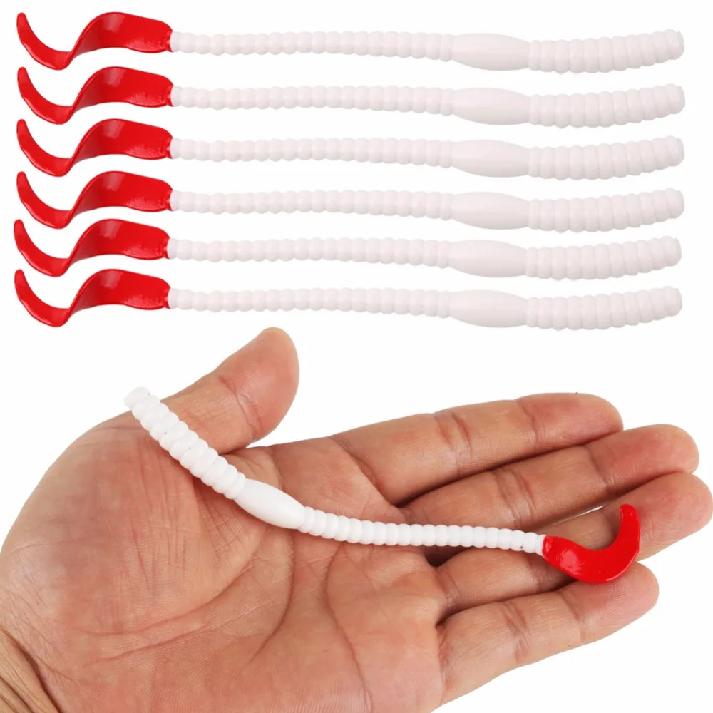 un cepillo de dientes blanco y rojo