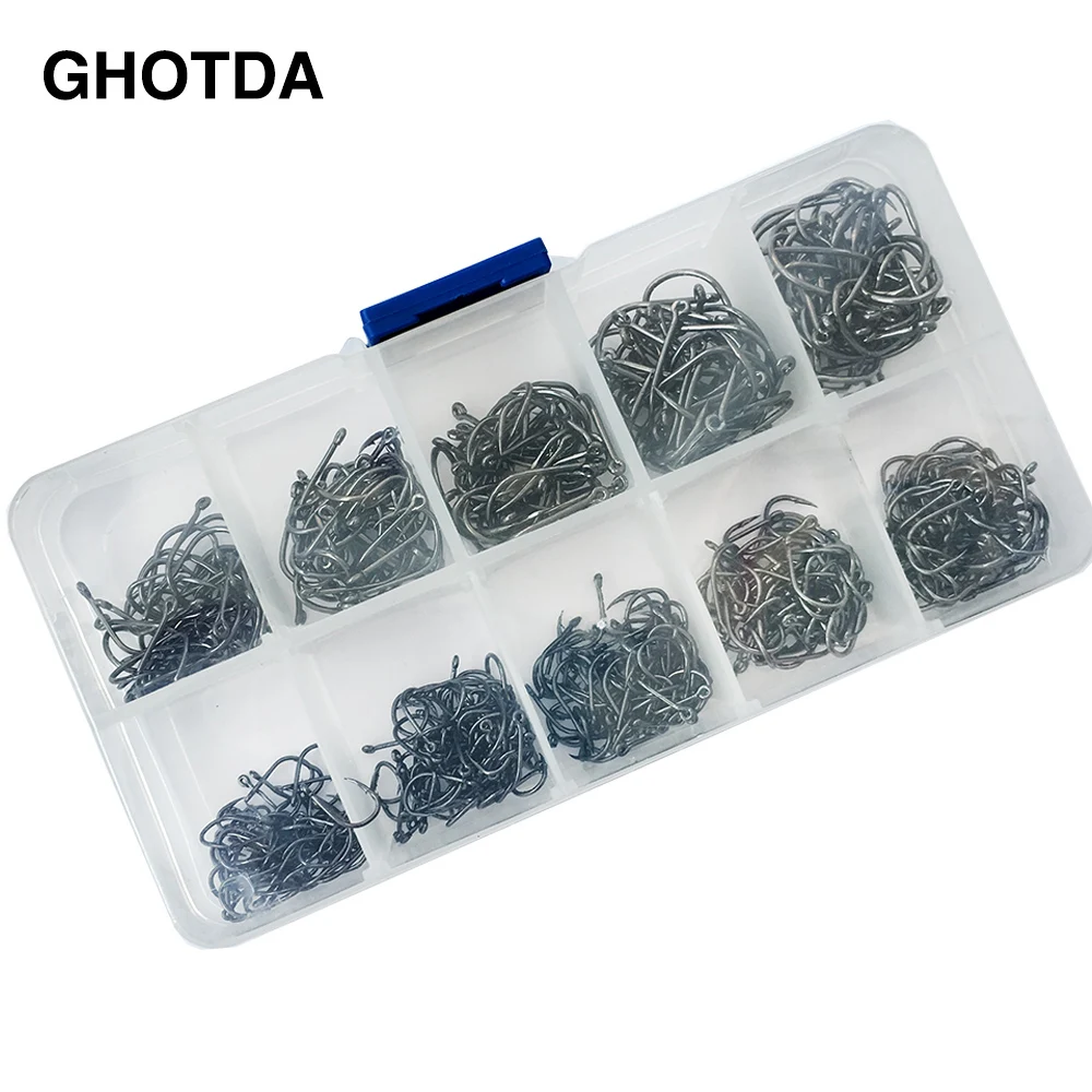 Caja de 500 anzuelos de pesca surtidos en diferentes tamaños