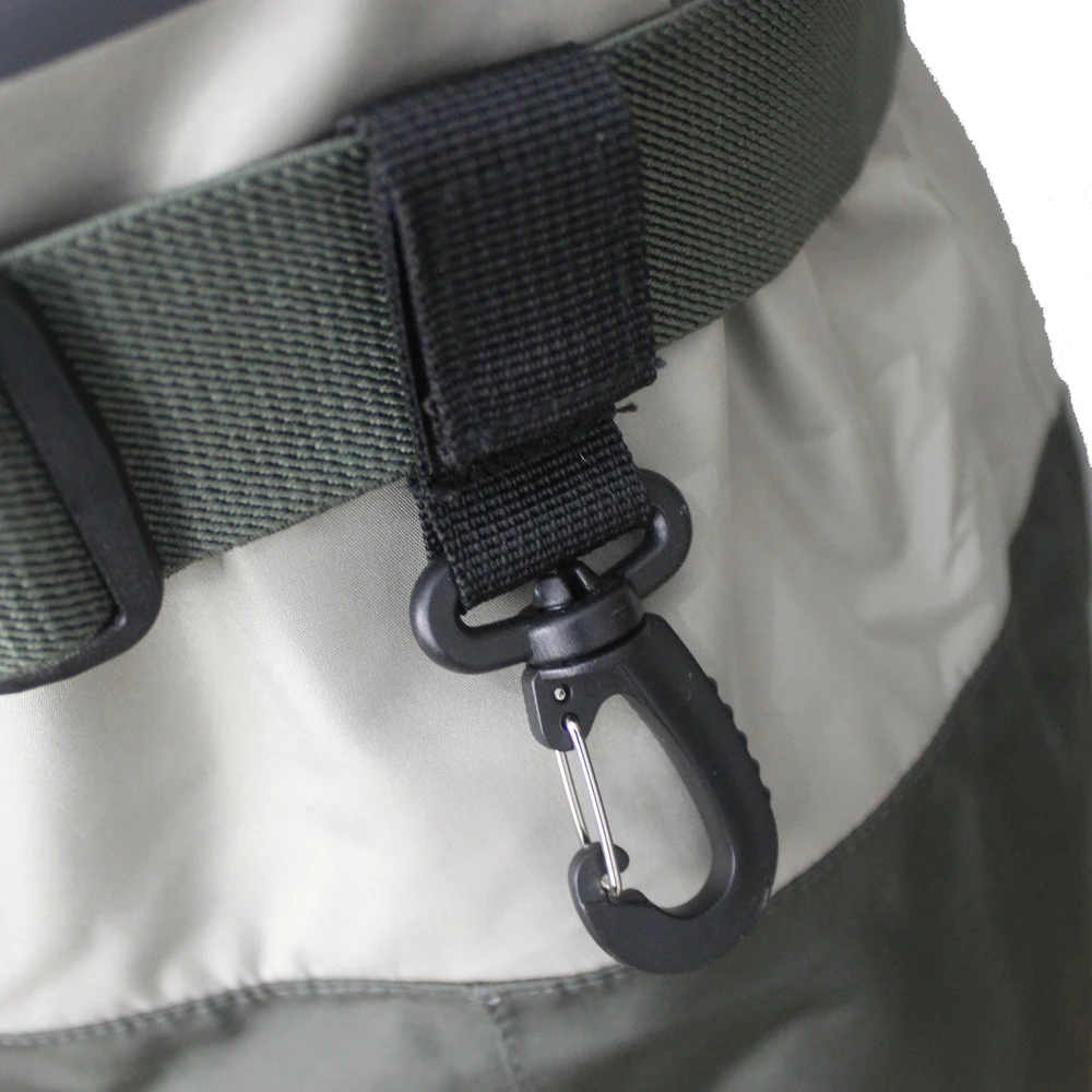 Clip adjunto de forma segura para uso versátil