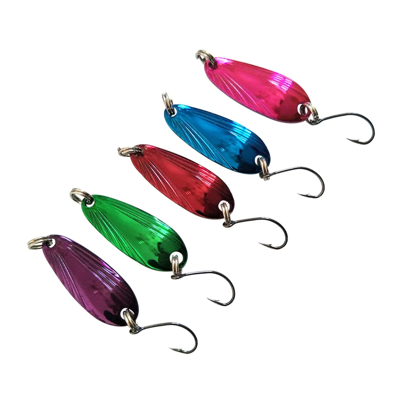 Nuevo 5 unids/lote 3,5g 3,3 cm aparejos de pesca cebo de pesca cuchara de Metal señuelo cebo para trucha cucharas de lubina pequeña cuchara giratoria de lentejuelas duras