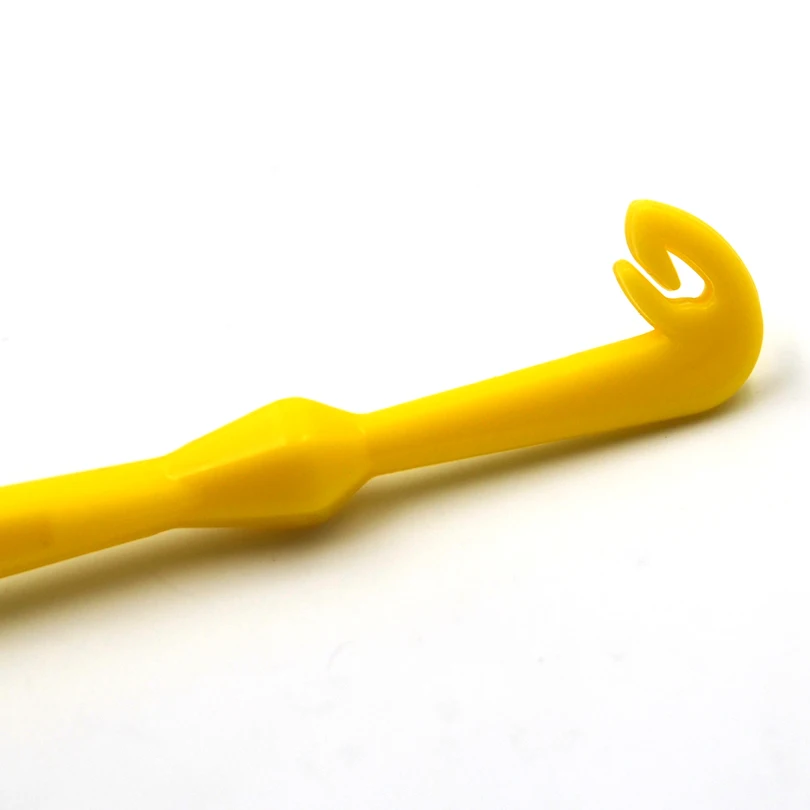 MNFT-extractor de anzuelos de pesca de plástico, herramienta para quitar el pelo, accesorios de pesca de colores aleatorios, fácil de usar, 2 uds. - imagen 3