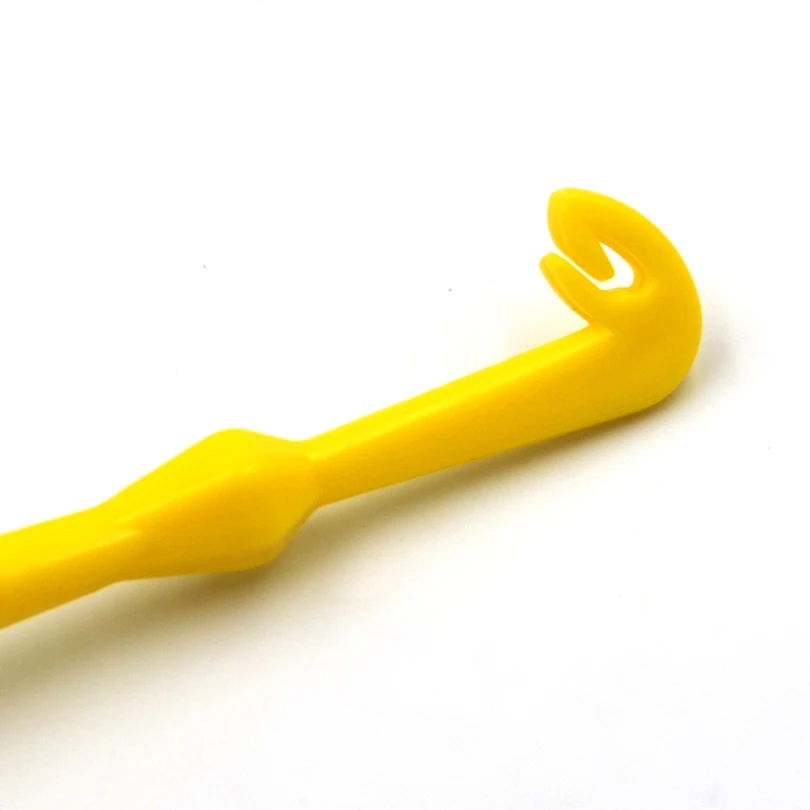 MNFT-extractor de anzuelos de pesca de plástico, herramienta para quitar el pelo, accesorios de pesca de colores aleatorios, fácil de usar, 2 uds. - imagen 5