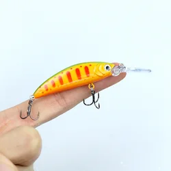 Mini Señuelos de Pesca de 6,2g y 72mm, aparejos Crankbait con anzuelos triples, aparejos de pesca de carpa