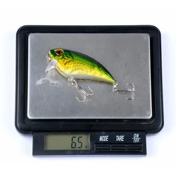 Crankbait flotante japonés para pesca deportiva