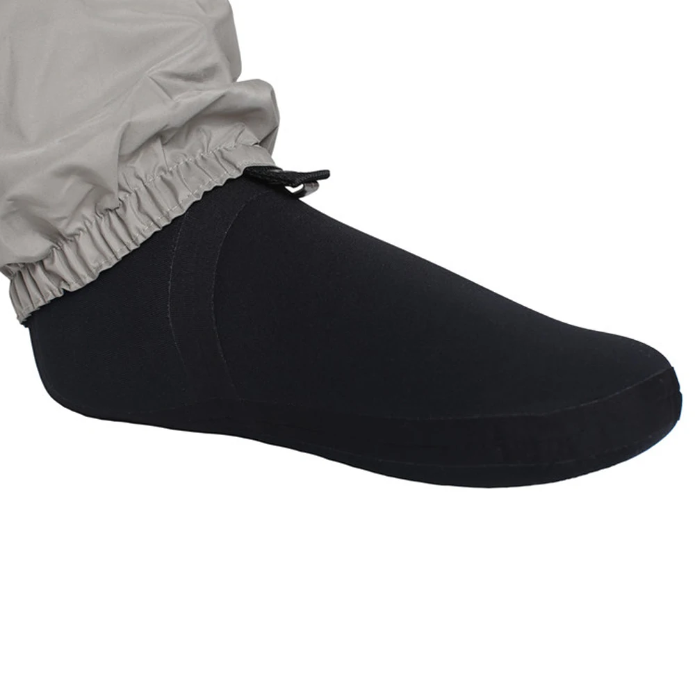 Un calcetín cómodo y elegante diseñado para una comodidad y facilidad de uso óptimas