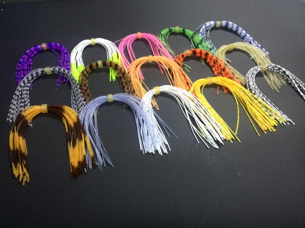 Faldas de silicona para pesca con collar sonajero, 28 paquetes + 2(extra)/lote, señuelos para atar moscas, fabricación de señuelos, anzuelos para lubina, spinner, novedad de 2023 - imagen 3