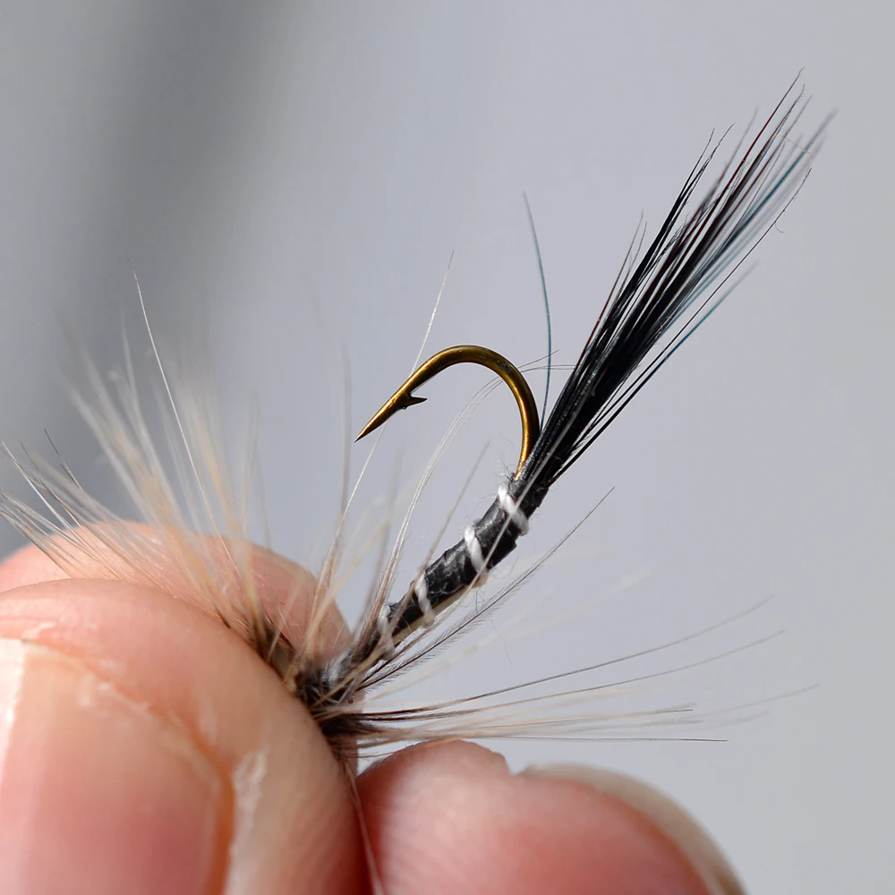 MNFT Mosca seca negra Mosquito Cebra para trucha – Imitación - imagen 5