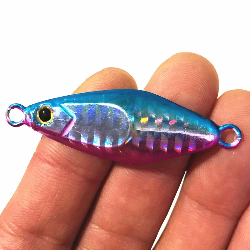 un colorido señuelo de pesca brillante diseñado para captar peces