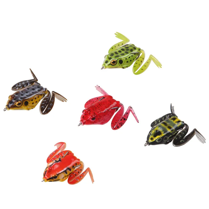 Los señuelos que incluyen rojo, verde y amarillo se muestran sobre un fondo blanco