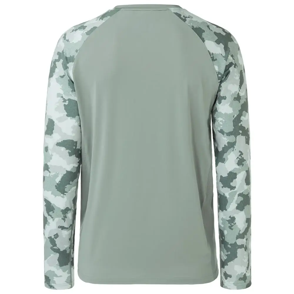 Bassdash UPF 50 camiseta de pesca para hombre, camisa de manga larga de camuflaje, sudaderas de secado rápido
