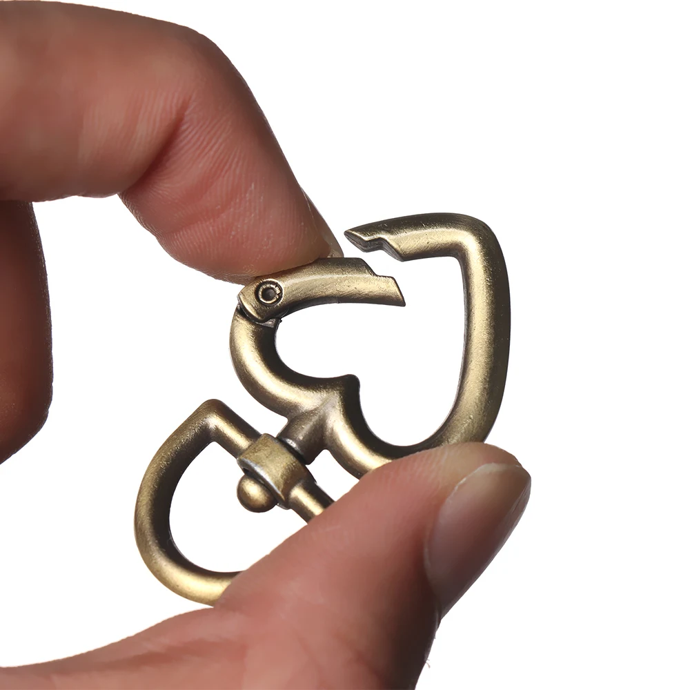 Corazón hebillas Clips de mosquetón Chapado en aleación de Zinc puerta primavera anillos ronda a desencadenar ganchos rápidos mosquetón negro/oro/plata - imagen 5