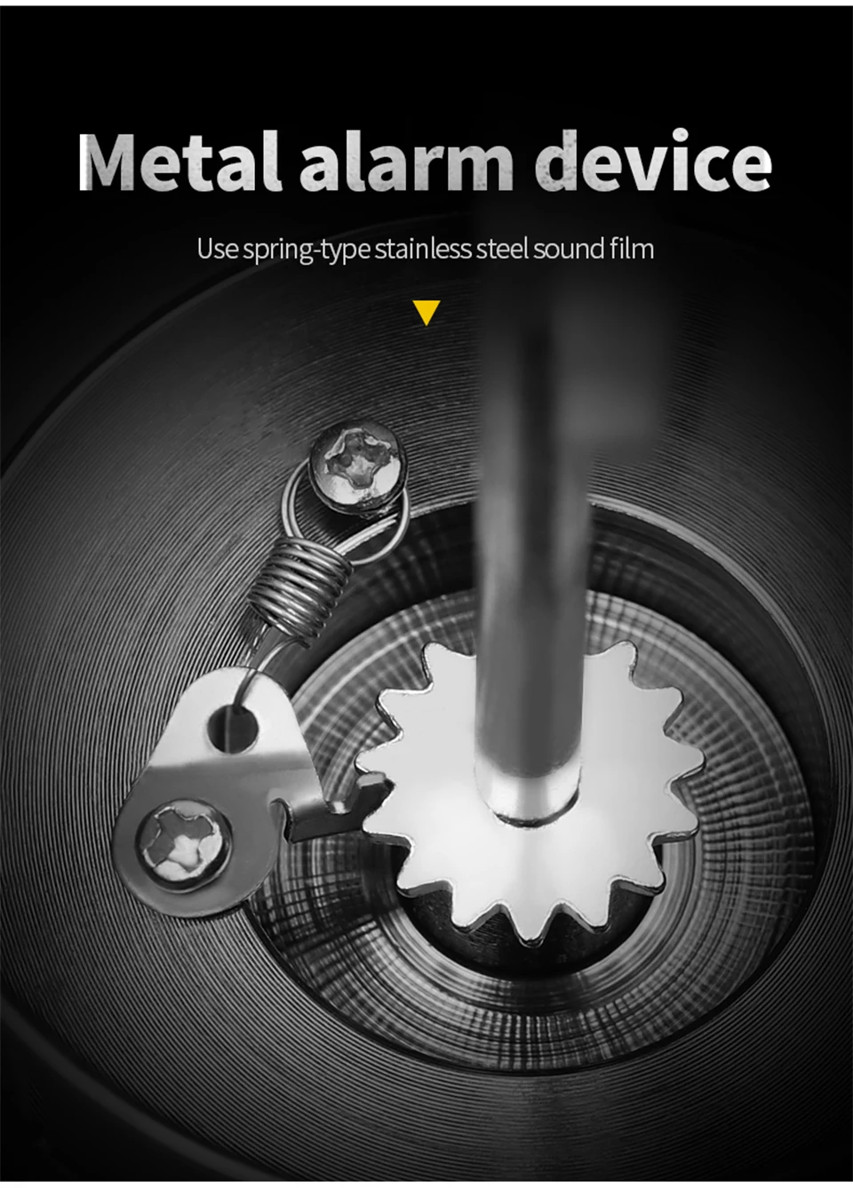 Un dispositivo de alarma de metal con una película de sonido de resorte y acero