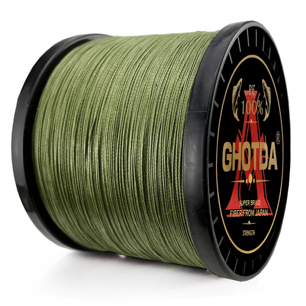 Un carrete de hilo de pescar. La etiqueta del carrete indica que es la marca GHOSTA, que se describe como FIBRA SUPER MARCA DE JAPÓN con una resistencia del 100%.
