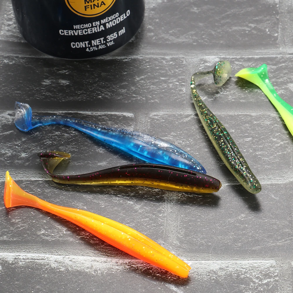 Señuelo mostrando su diseño de insecto artificial y maggot para pesca efectiva