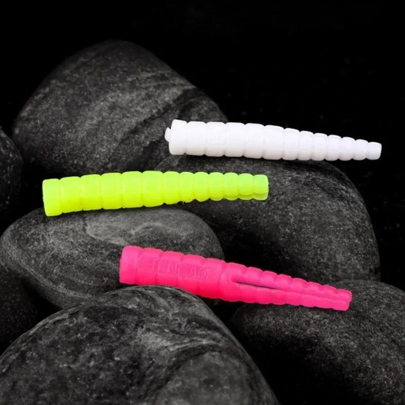 Incluye 70 gusanos de cola dividida, 10 anzuelos para trucha, Kit de señuelo para trucha, tipo de pez, Panfish, Kit de Señuelos de Pesca blandos - imagen 5