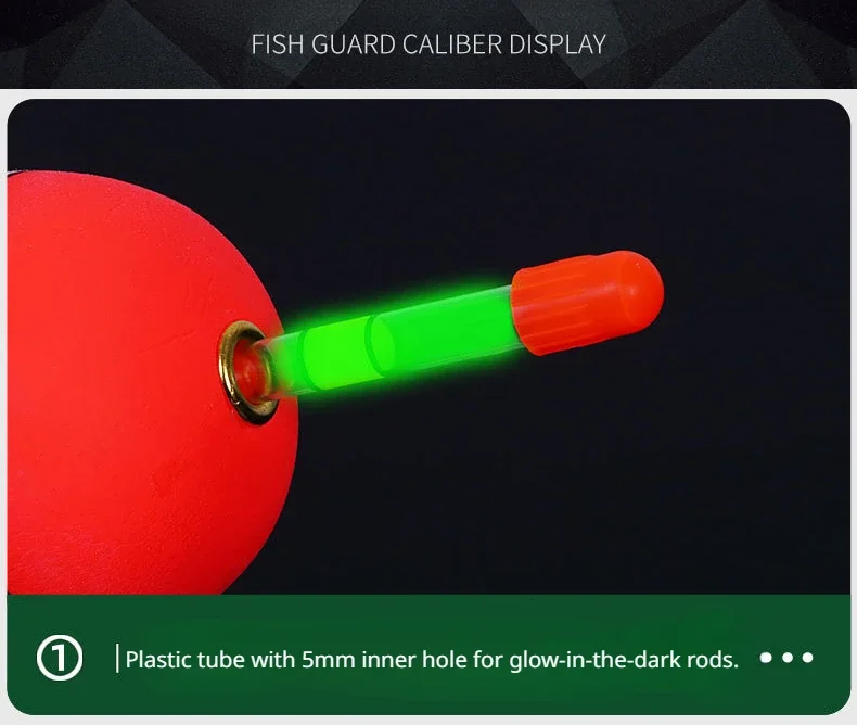 Las varillas brillantes mejoran la visibilidad para la pesca nocturna