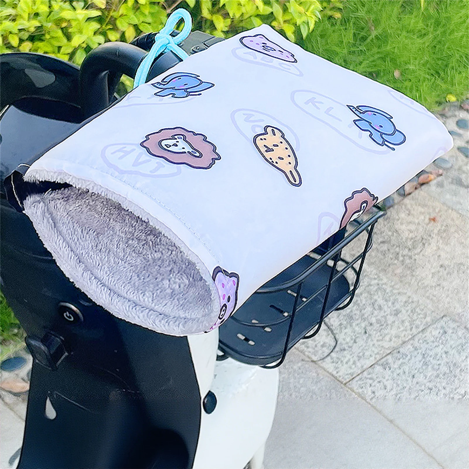 Guantes universales para manillar de ciclismo, manoplas finas de felpa para exteriores, accesorios para montar en bicicleta eléctrica, otoño e invierno - imagen 2