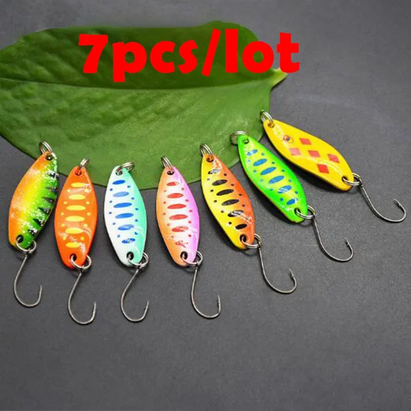 7 unids/lote 3,5g 3,4 cm aparejos de pesca cebo de pesca cuchara de Metal señuelo cebo para trucha cucharas de lubina cuchara giratoria de lentejuelas duras pequeñas - imagen 3