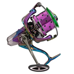 Carrete spinning marino con cuerpo metálico y alto arrastre