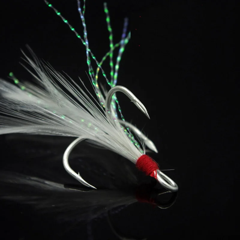 200 anzuelos triples con plumas, anzuelos de púas con ranura de acero rico en carbono, señuelo de agua salada marina, accesorios de Pesca, aparejos de Pesca