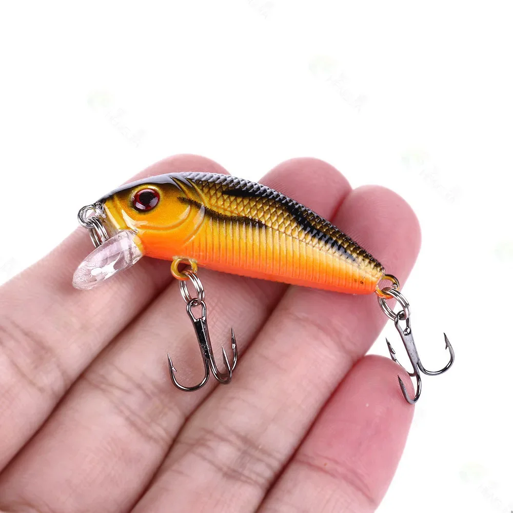 Kit de aparejos de señuelo de pesca, cebo duro Artificial giratorio flotante, pececillo de pesca Crankbait Wobblers Spinner, anzuelos que se hunden - imagen 4