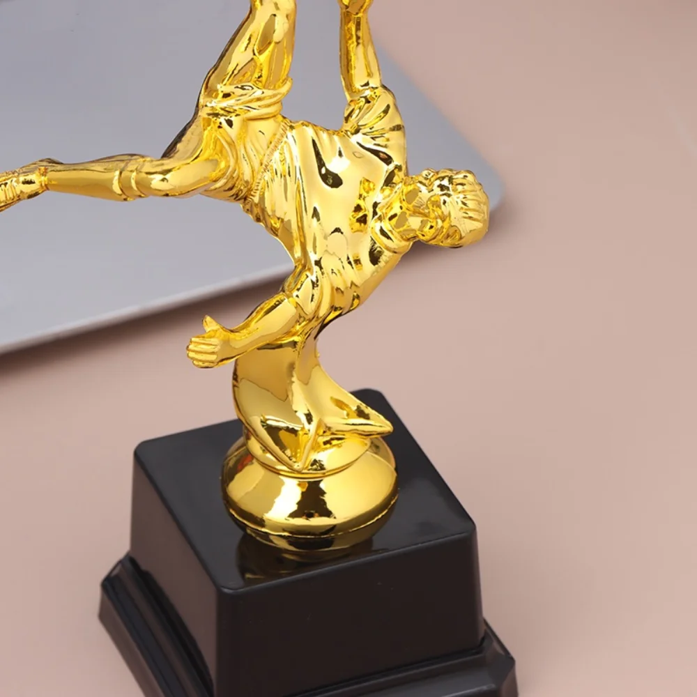 Trofeo de pesca infantil de oro de plástico – Modelo ganador