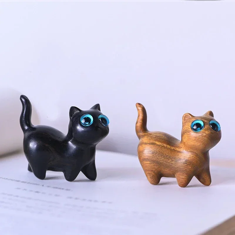 Figuritas en miniatura de gato Kawaii hechas a mano, escultura de sándalo, escultura de gatito, adornos de escritorio, decoración de jardín de hadas para habitación, regalo de cumpleaños - imagen 3