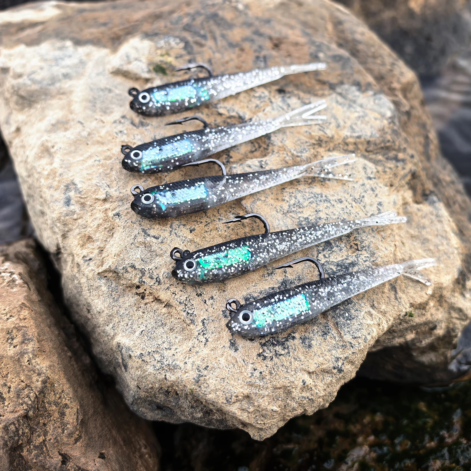 Free Fisher señuelo suave con anzuelo jighead y cola de horquilla - imagen 5