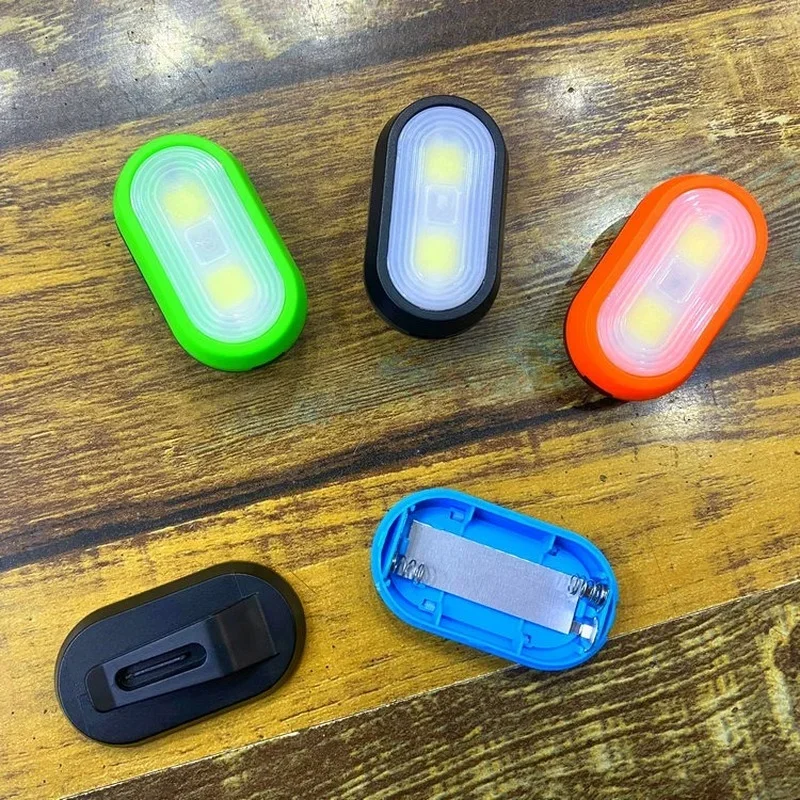 Mini llavero LED portátil, linterna, llavero, antorcha con mosquetón para acampar al aire libre, senderismo, pesca - imagen 3
