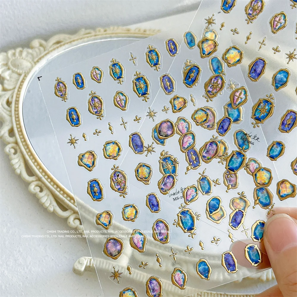 Calcomanía decorativa elegante para uñas, curado Uv 5d estéreo con adhesivo, accesorios para uñas, pegatinas para uñas, marco dorado Retro, bronceado - imagen 4