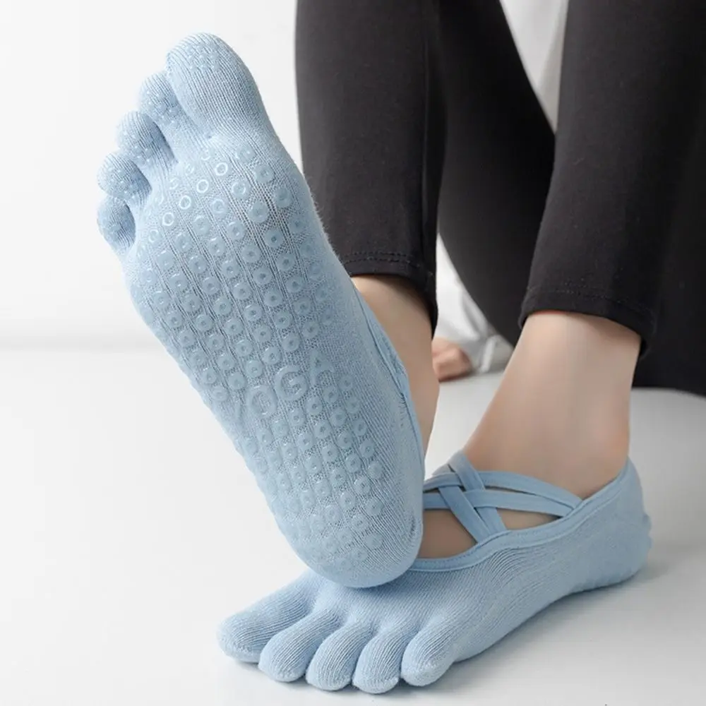 Calcetines de Pilates antideslizantes de cinco dedos con silicona - imagen 2
