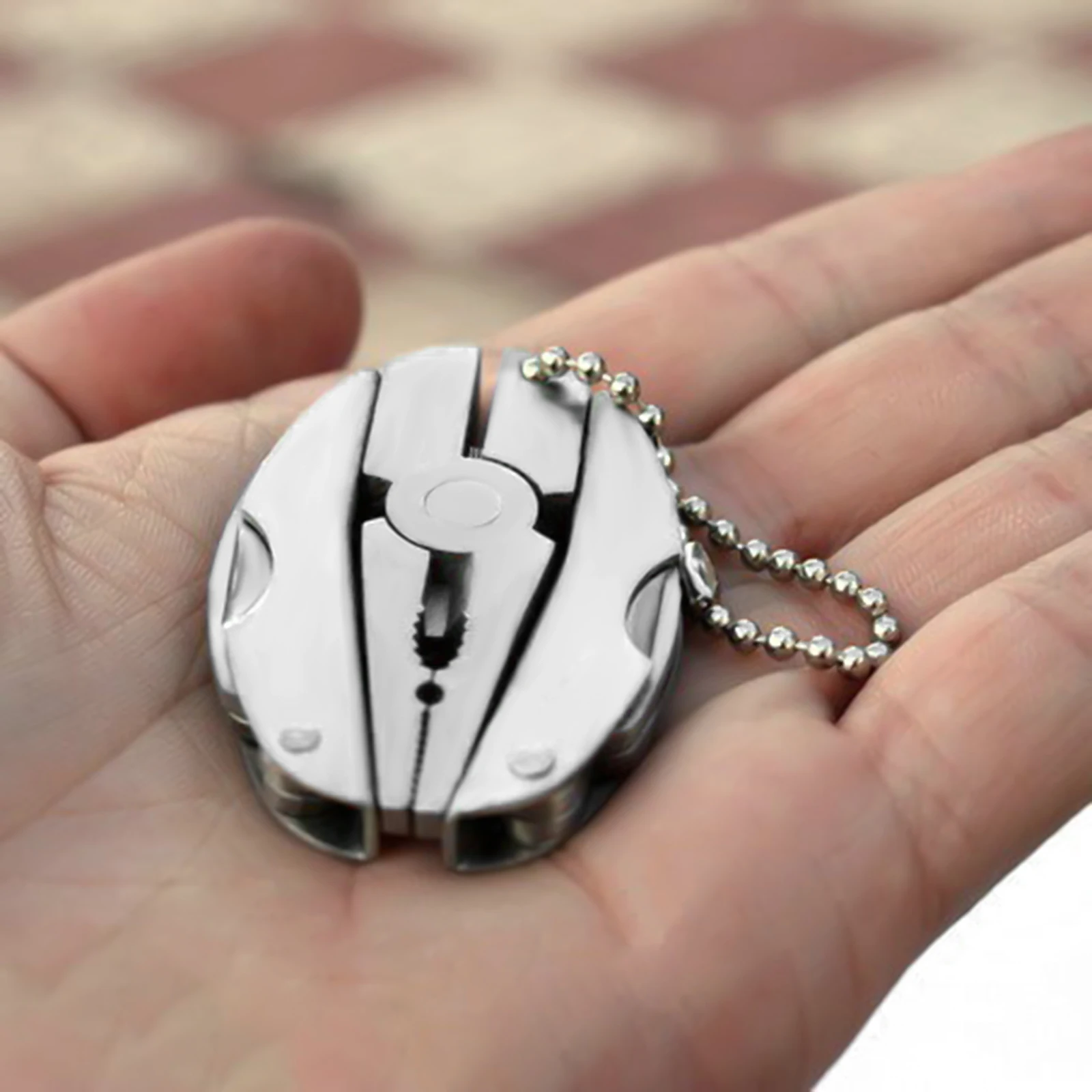 Mini alicates portátiles para exteriores, alicates plegables multiusos para tortugas para acampar, supervivencia salvaje, ciclismo, pinzas de Metal duraderas - imagen 3