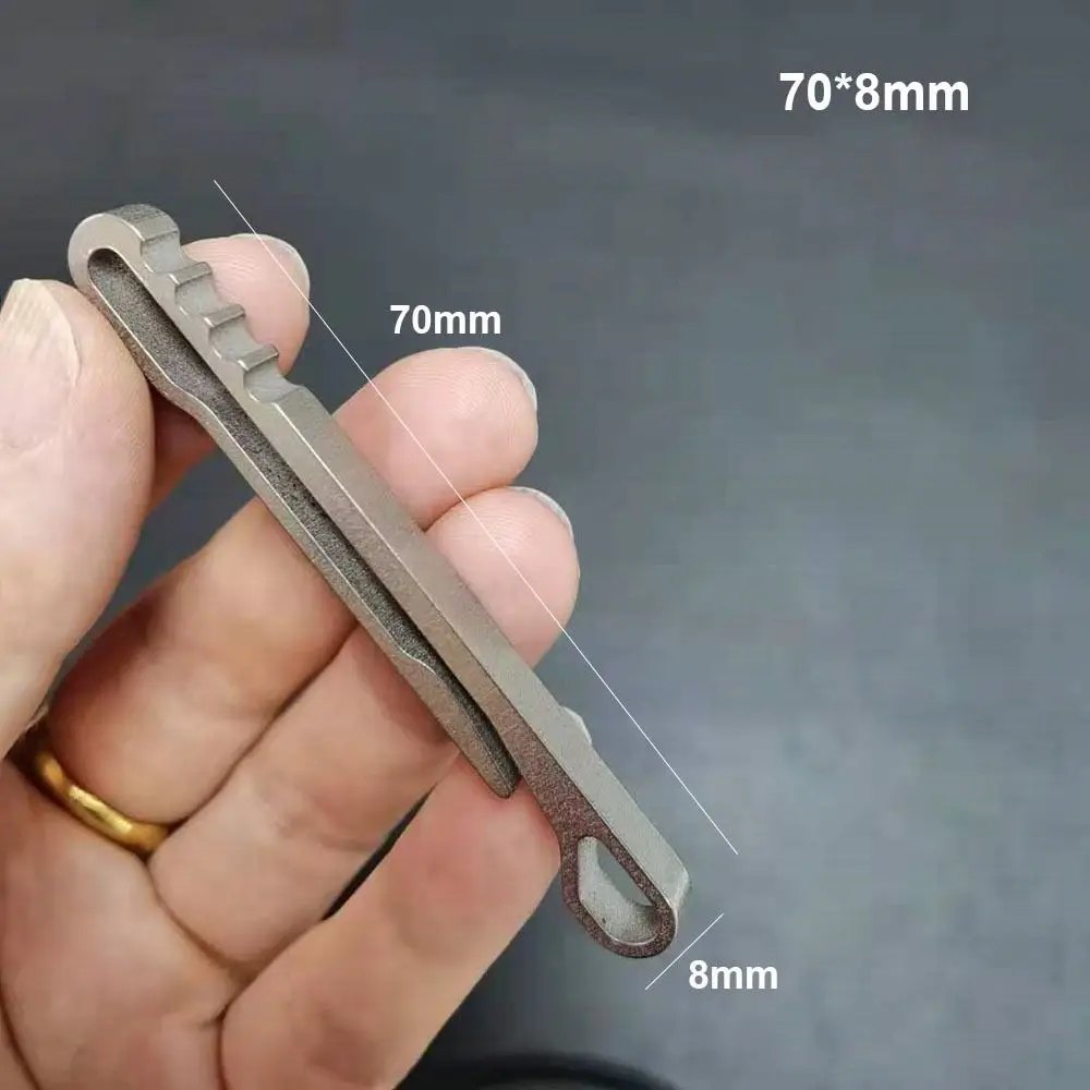 Llavero ligero de aleación de titanio, hebilla de correas colgante gris de extracción rápida, hebillas de extremo de cinta multifunción - imagen 3