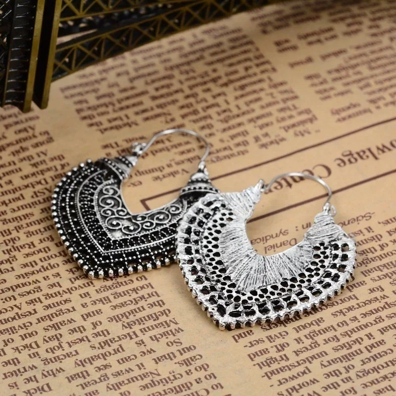 New Creative Fashion Ethnic Vintage Jewelry Carving Hollow Gypsy Big Heart Dangle Drop Carved Indian Earrings Accessories Gifts - imagen 5