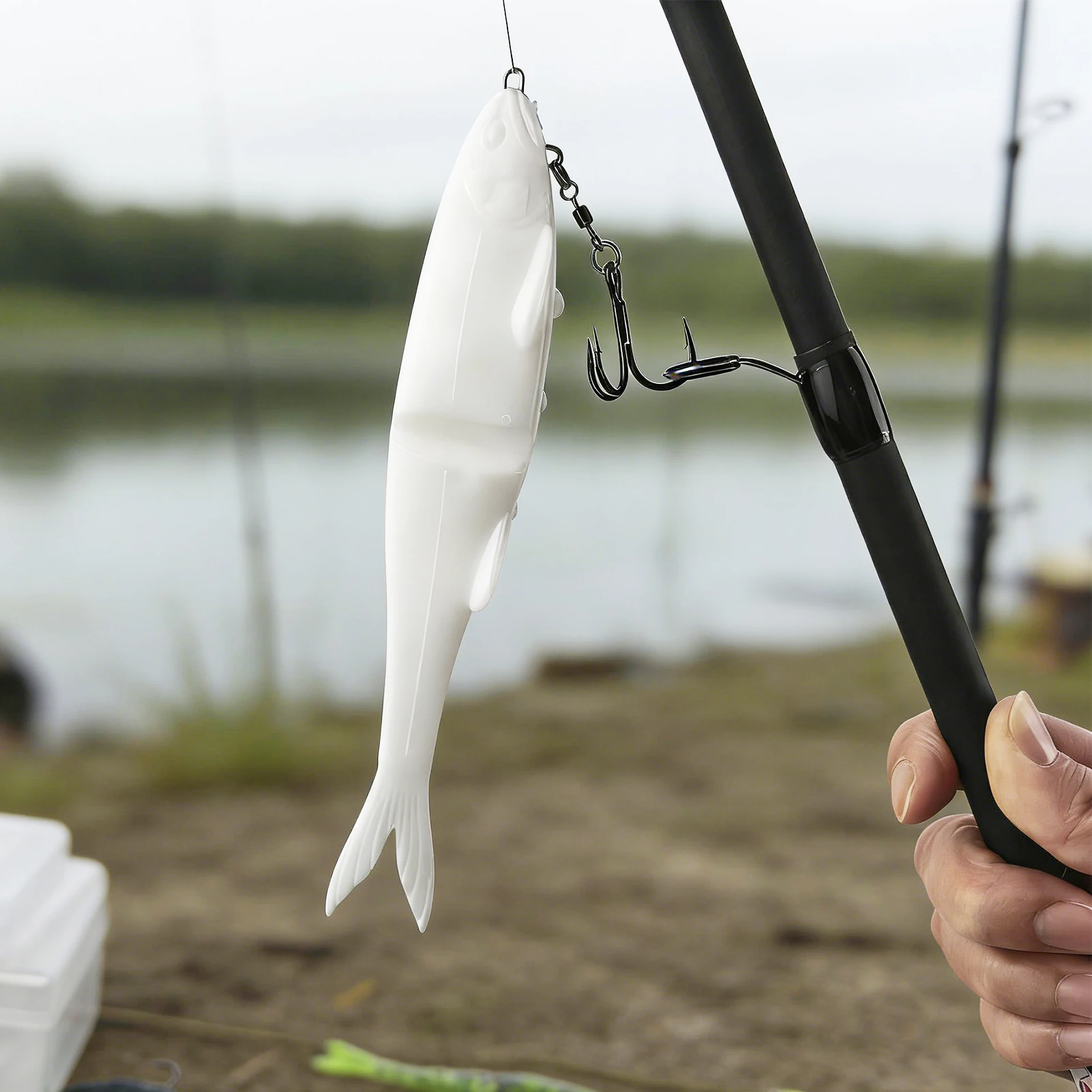 Señuelos blandos deslizantes para lubina Free Fisher con anzuelo articulado - imagen 2