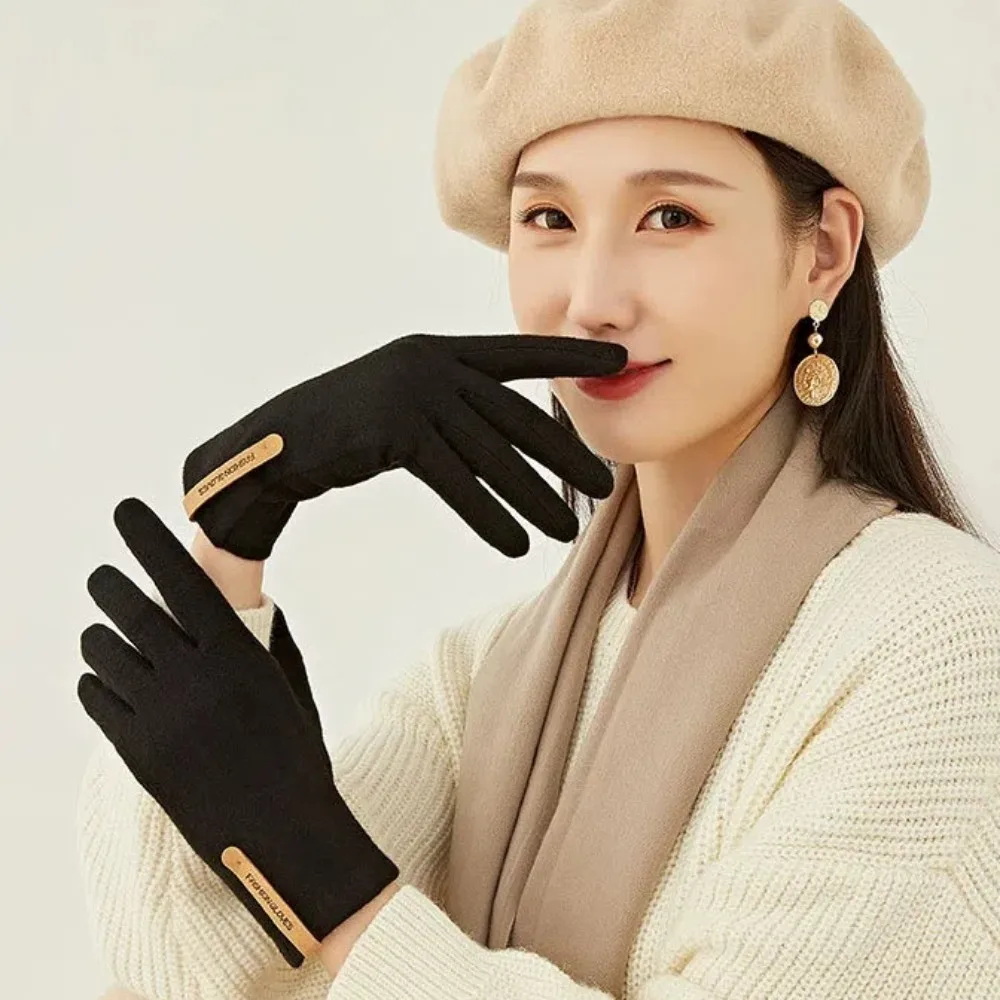 Guantes de Cachemira a la moda para mantener el calor, guantes de invierno con marca de letras a prueba de viento, guantes gruesos con pantalla táctil para mujer, guantes de invierno - imagen 4
